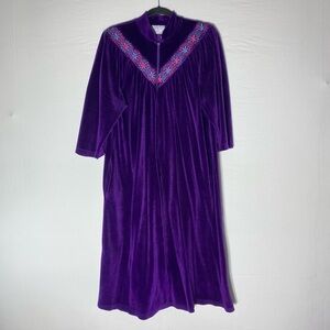Vintage Sentiments Purple Velour Embroidered Nightgown Robe Housecoat L
